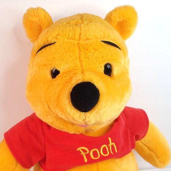 Vintage 2001 Fisher Price Disney Winnie the Pooh Jumbo 23 Inch Plush - Picture 2 of 6